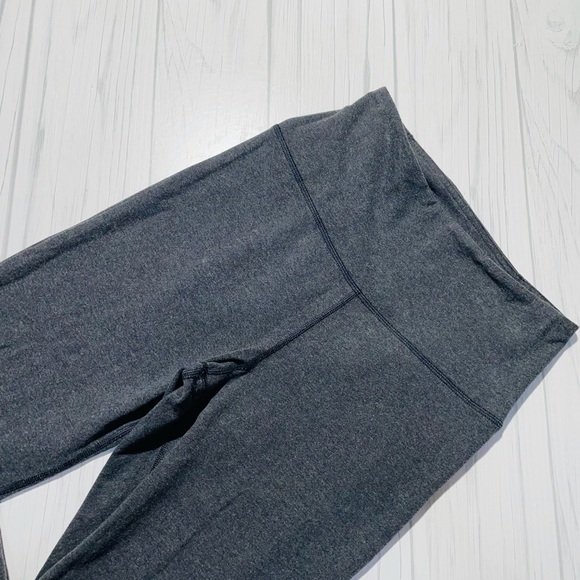 Lululemon high rise leggings (4) - Picture 4 of 7